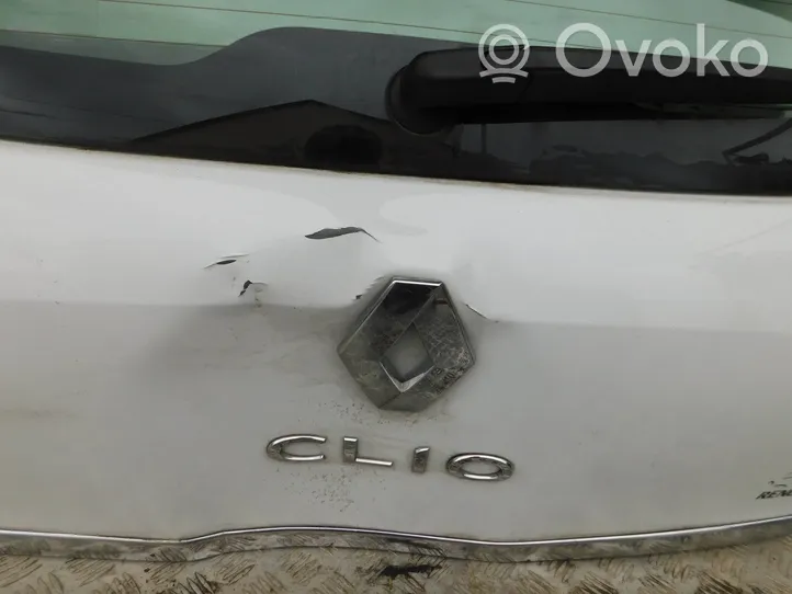 Renault Clio IV Lava-auton perälauta 