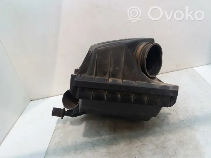 Opel Corsa C Obudowa filtra powietrza 09129768