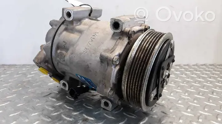 Mazda 3 Компрессор (насос) кондиционера воздуха SD7V161255