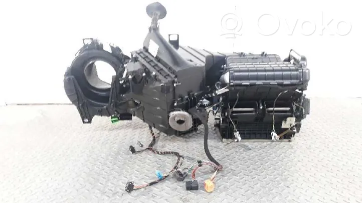 Volkswagen Touareg I Scatola alloggiamento climatizzatore riscaldamento abitacolo assemblata 7L0820005CN