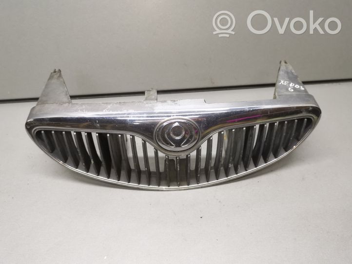 Mazda Xedos 6 Grille calandre supérieure de pare-chocs avant 