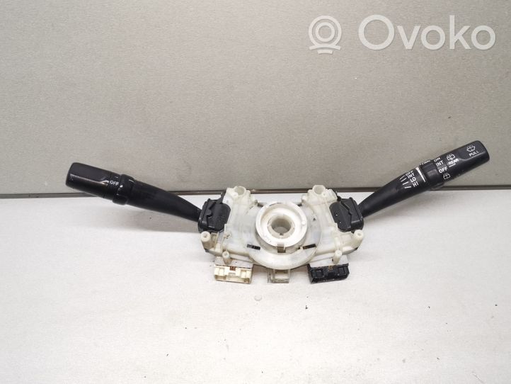 Toyota Avensis T220 Commodo, commande essuie-glace/phare 17A089A