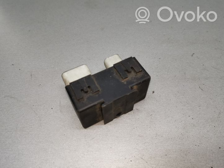 Volvo 850 Relais de ventilateur de liquide de refroidissement 1398845