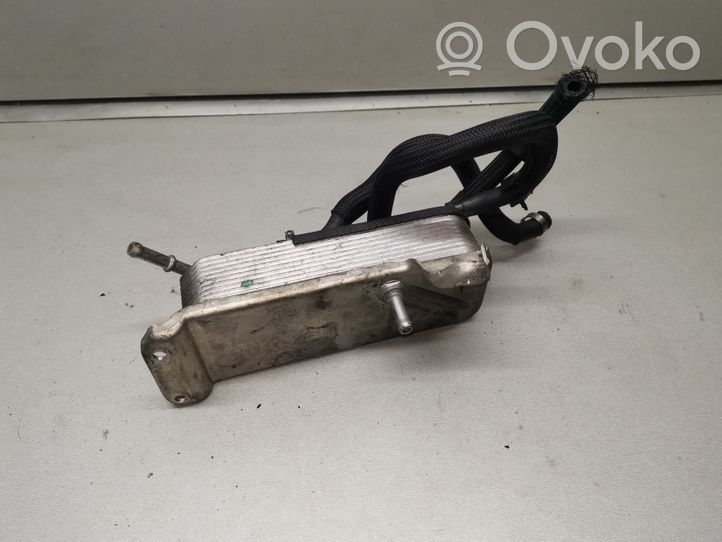 Mercedes-Benz C W203 Support de filtre à huile A6120700079