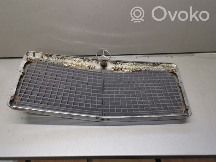 Mercedes-Benz E W124 Grille de calandre avant 1248880223