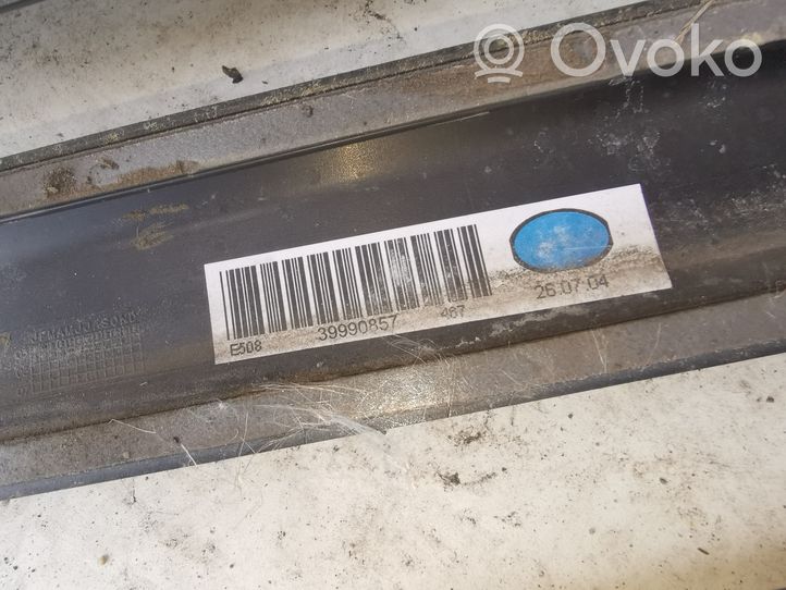 Volvo V70 Etuoven lista (muoto) 39990835