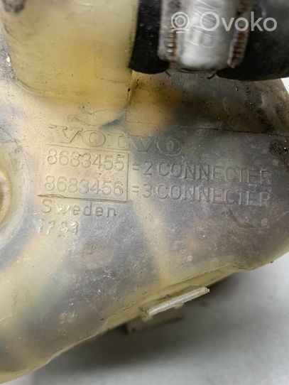 Volvo S70  V70  V70 XC Vase d'expansion / bouchon de réservoir de liquide de refroidissement 8683455