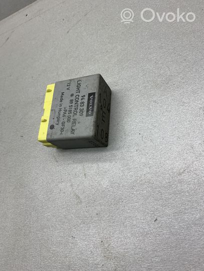 Volvo S70  V70  V70 XC Light relay 9483309