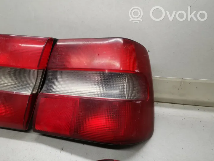 Volvo S70  V70  V70 XC Set di luci posteriori 9151480