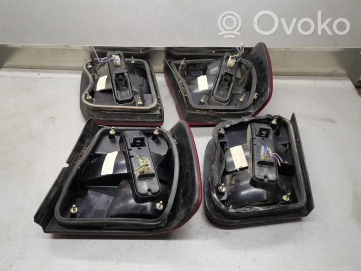 Volvo S70  V70  V70 XC Set di luci posteriori 9151480