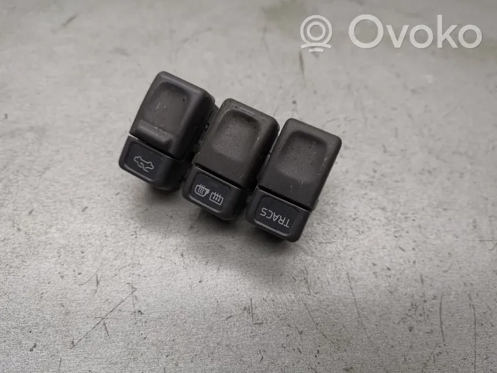 Volvo S70  V70  V70 XC A set of switches 9162953