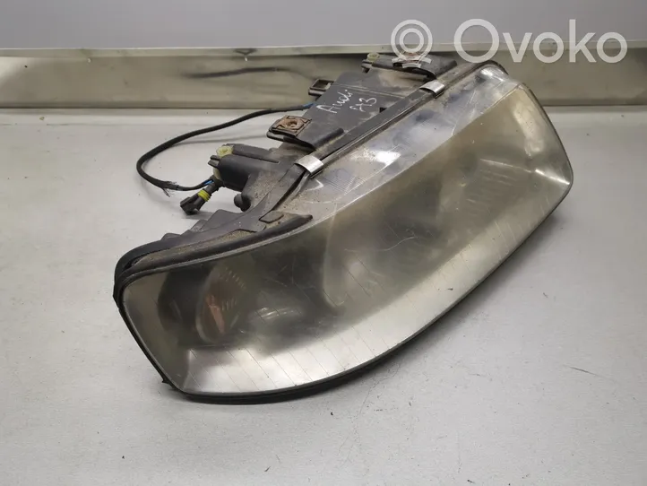 Audi A3 S3 8L Lampa przednia 