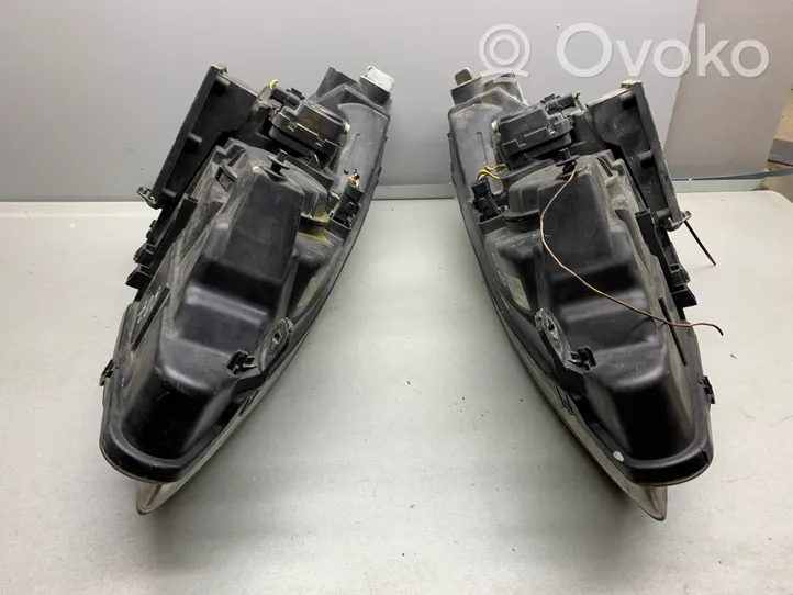 Peugeot 607 Lot de 2 lampes frontales / phare 