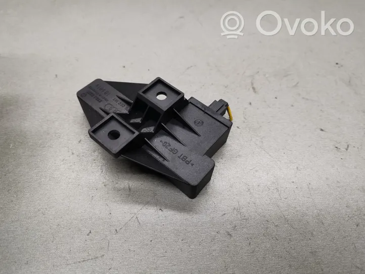 Audi A6 S6 C6 4F Antenas pastiprinātājs 4F0909141