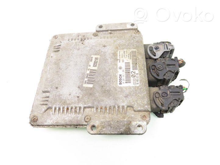 Peugeot 607 Calculateur moteur ECU 9649561580