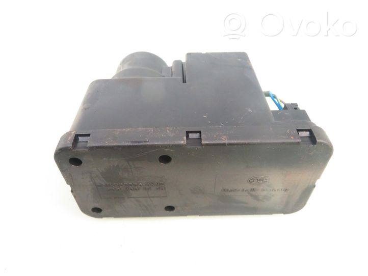 Mercedes-Benz C AMG W202 Central locking vacuum pump 