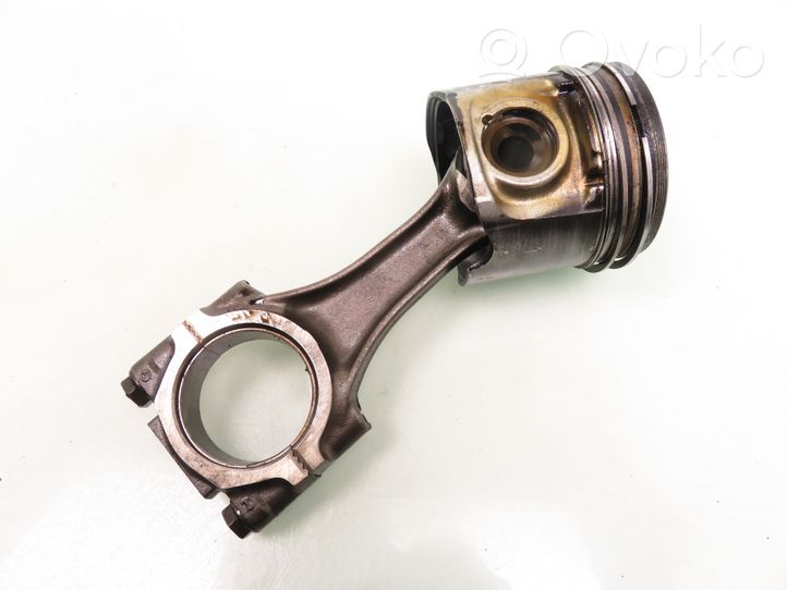 Renault Master II Piston with connecting rod 