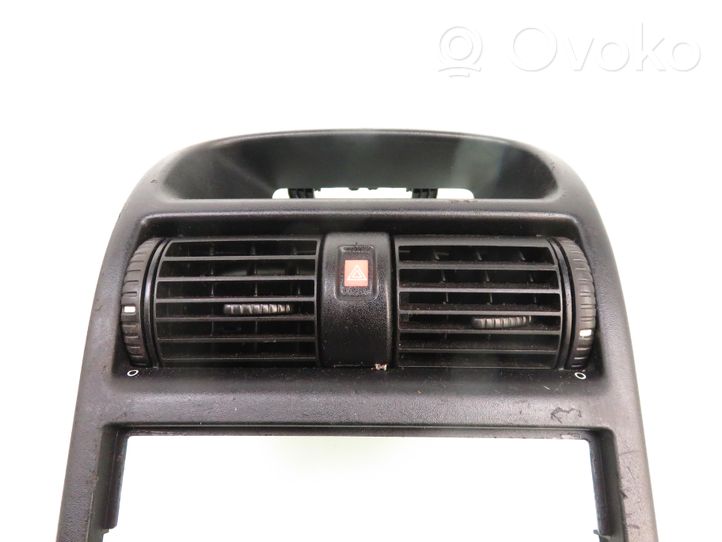 Opel Astra G Radio/GPS head unit trim 