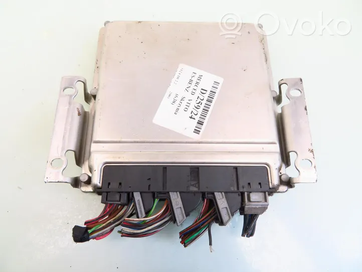 Mercedes-Benz Vito Viano W638 Calculateur moteur ECU 0281011066