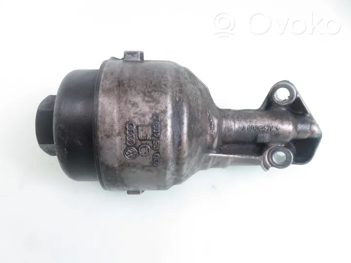 Volkswagen Polo IV 9N3 Supporto di montaggio del filtro dell’olio 6740173104