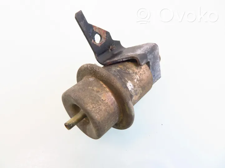 Audi 80 90 B3 Fuel pressure regulator 034133534F