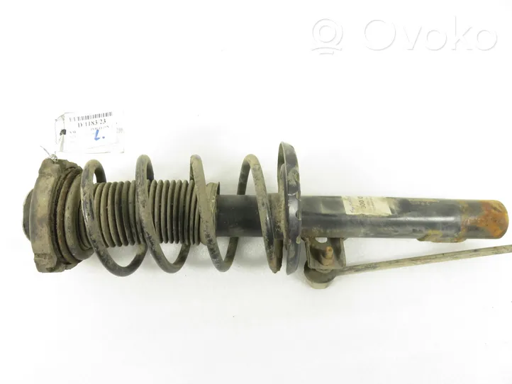 Volkswagen Polo IV 9N3 Front shock absorber with coil spring 