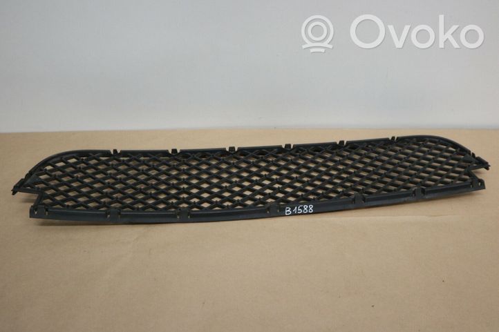 BMW X3 E83 Front bumper lower grill 3416203