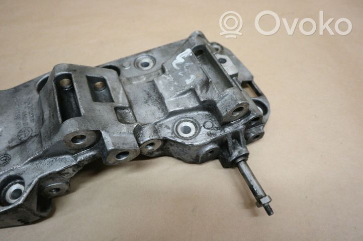 BMW 6 F12 F13 Mocowanie alternatora 8506863