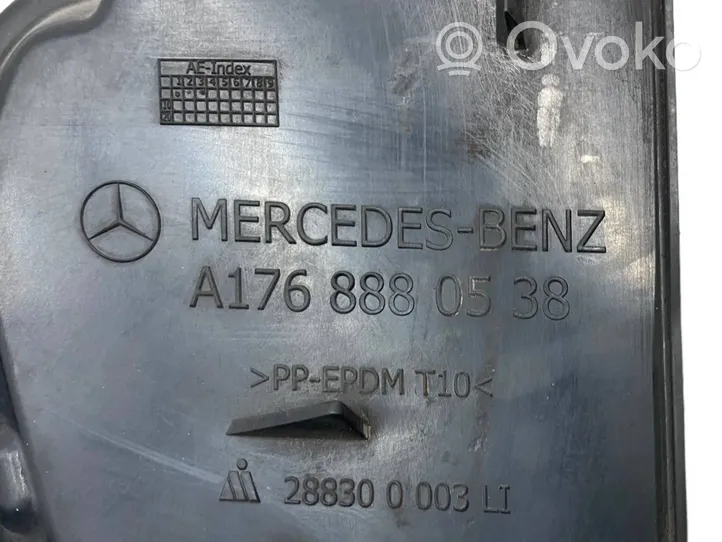 Mercedes-Benz A W176 Välijäähdyttimen ilmanohjauksen ilmakanava A1768880538