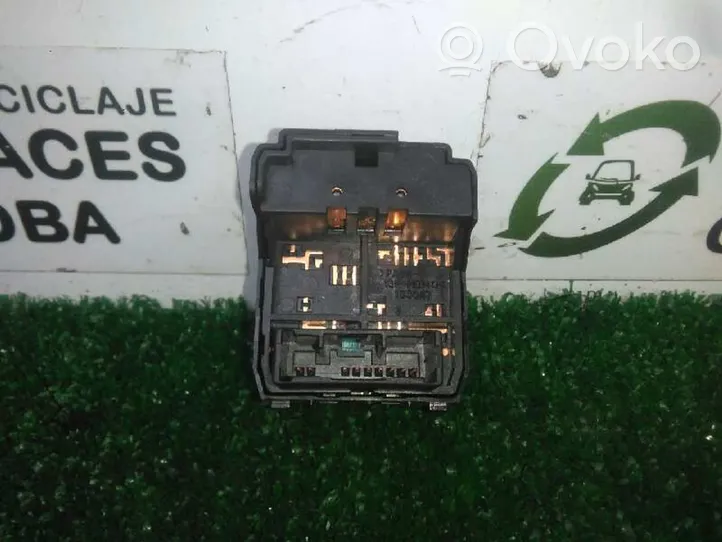 Toyota Land Cruiser (J150) Interruptor del espejo lateral 