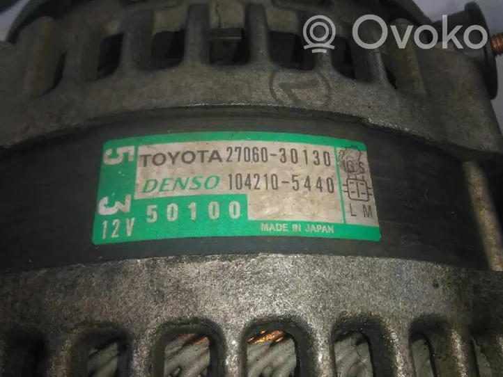 Toyota Land Cruiser (J150) Generatore/alternatore 