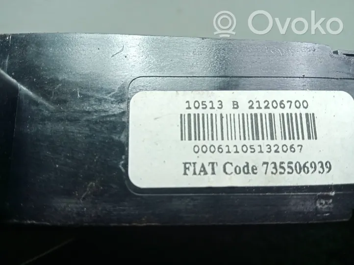 Fiat Grande Punto Hätävilkkujen kytkin 735506939