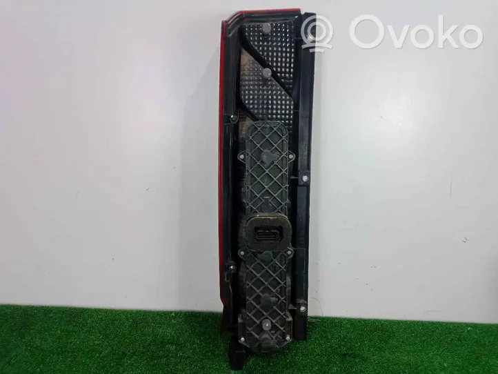 Iveco Daily 6th gen Lampa tylna 5801523221