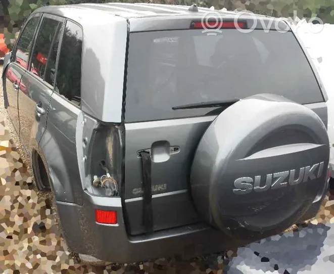 Suzuki Grand Vitara II Meccanismo di sollevamento del finestrino posteriore senza motorino 