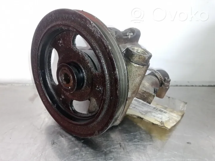 Opel Corsa B Ohjaustehostimen pumppu 26008257