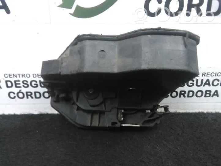 BMW 7 E65 E66 Serratura portiera anteriore 7036170