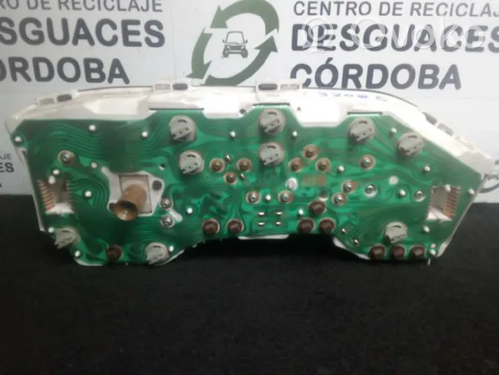 Mitsubishi Eclipse Spidometrs (instrumentu panelī) MB680682