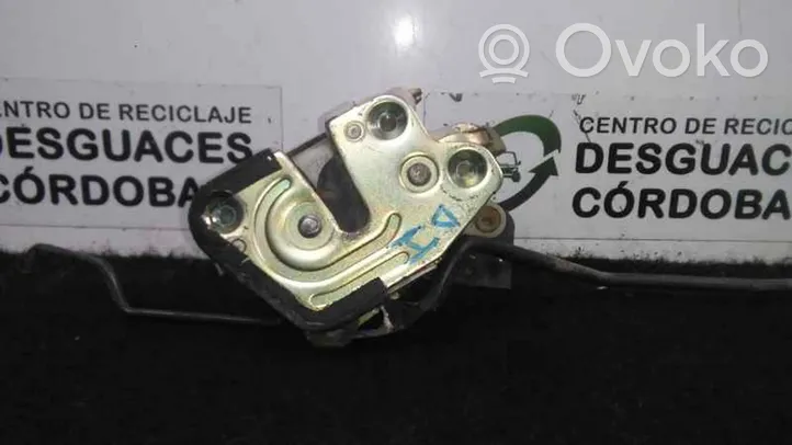 Hyundai Lantra II Front door lock 