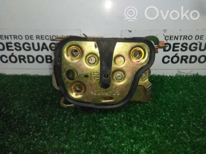 Opel Corsa B Etuoven lukko 90452374