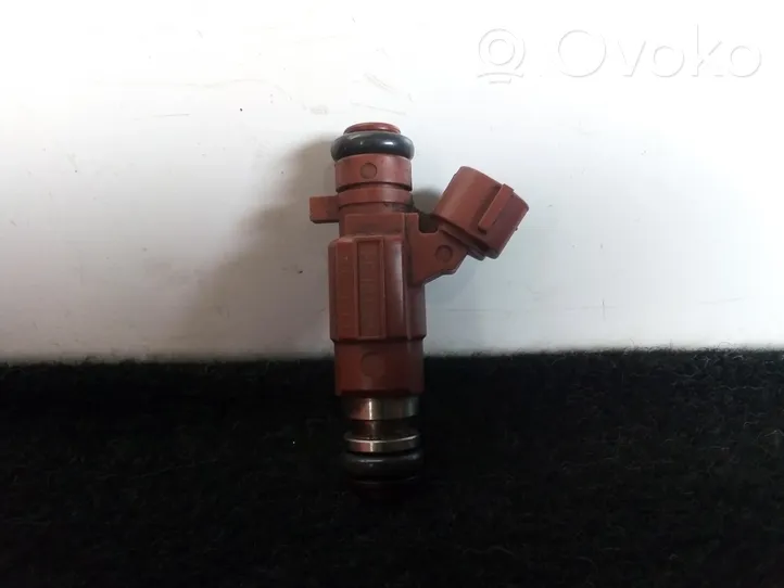 Nissan Maxima Fuel injector 