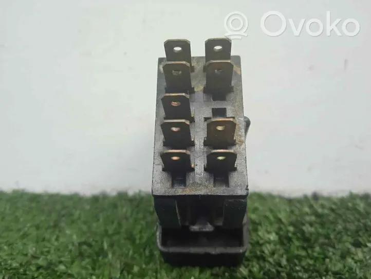 Renault 19 Hazard light switch 