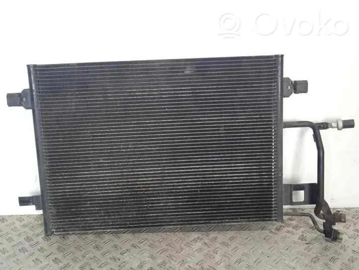 Audi A6 Allroad C5 Jäähdyttimen lauhdutin (A/C) 4B0260401N