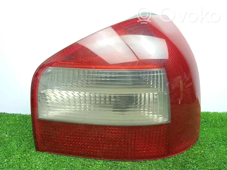 Audi A3 S3 8L Luci posteriori 8L0945096B05S