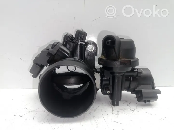 Ford Mondeo Mk III Throttle body valve 