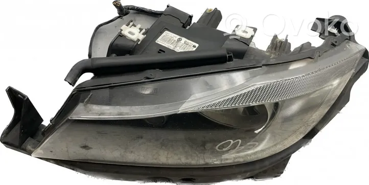 BMW 3 E90 E91 Lampa przednia 