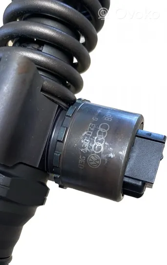 Volkswagen Jetta V Fuel injector 