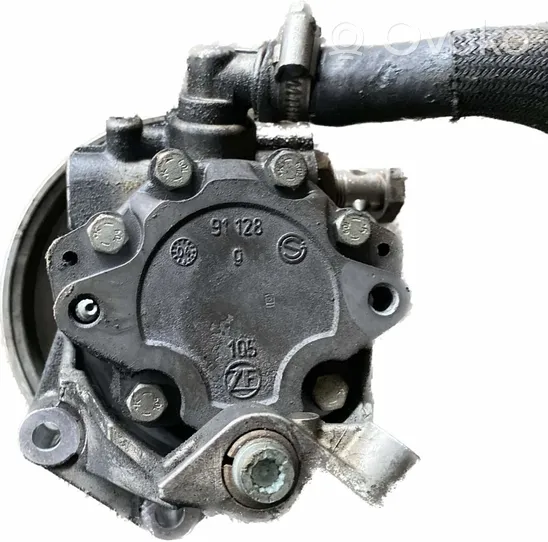 Audi A6 S6 C6 4F Power steering pump 