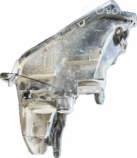 Opel Astra H Lampa przednia 