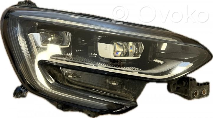260103857R Renault Megane IV Headlight/headlamp, 556.32 € | RRR