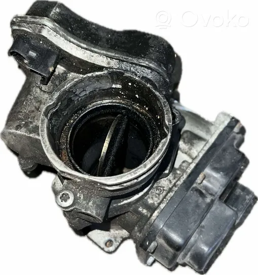 Volkswagen PASSAT B6 Throttle valve 